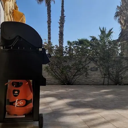 Seafront House,sea Views,pool And Bbq, Airport 10 Mns * إل ألتيت