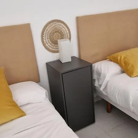 Seafront House,sea Views,pool And Bbq, Airport 10 Mns * إل ألتيت